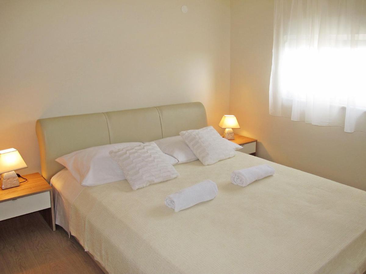Holiday Home Silvija - Zad107 By Interhome Zadar Exterior photo